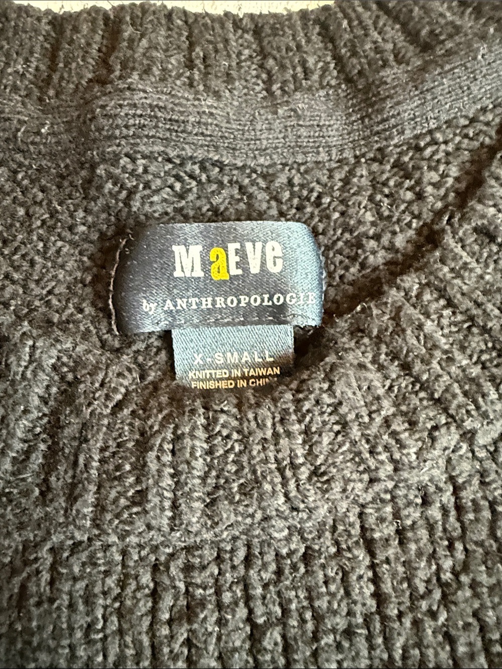 Maeve Charcoal Puff-Sleeve Crewneck Sweater - Picture 4 of 4